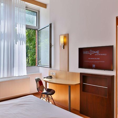 Ibis Berlin City Sued Екстериор снимка