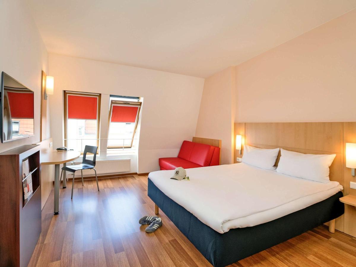 Ibis Berlin City Sued Екстериор снимка